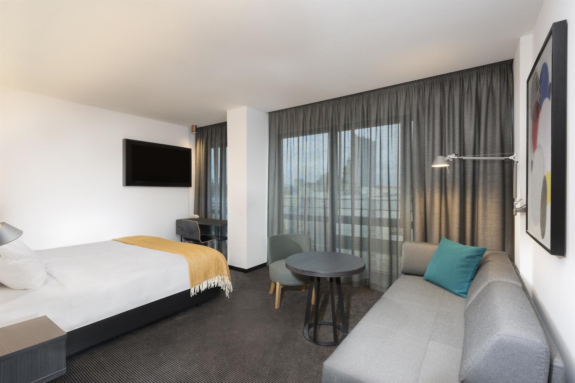 Adina Apartment Hotel Leipzig Ngoại thất bức ảnh